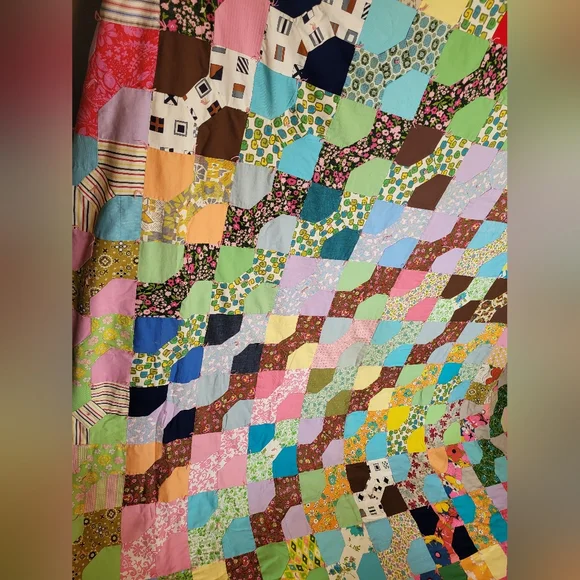 Vtg 70s Boho patchwork Quilt XL 80x80 Bow Tie Multi Color Prints HomeMade